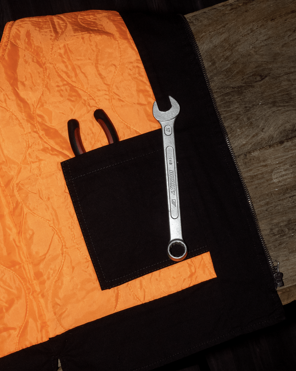 Colete Sarja Preto e Verde