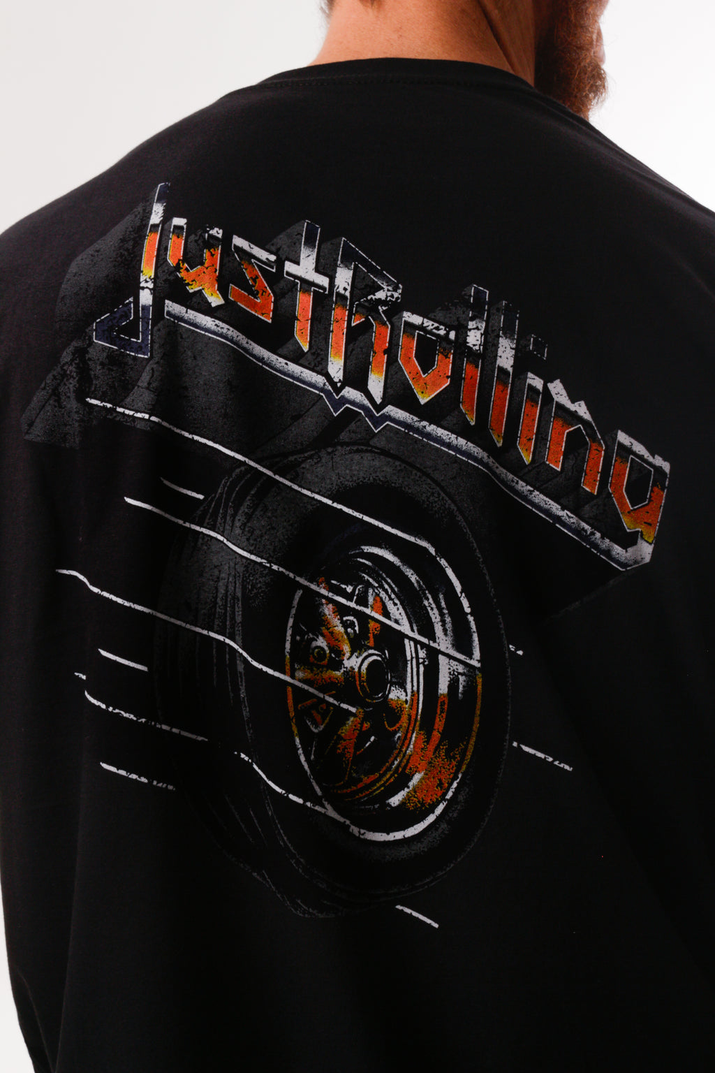 Camiseta masculina manga curta “Judas Priest" – modelagem tradicional