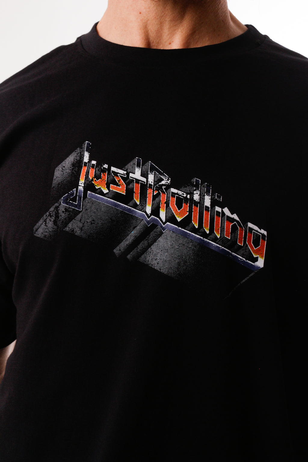 Camiseta masculina manga curta “Judas Priest" – modelagem tradicional